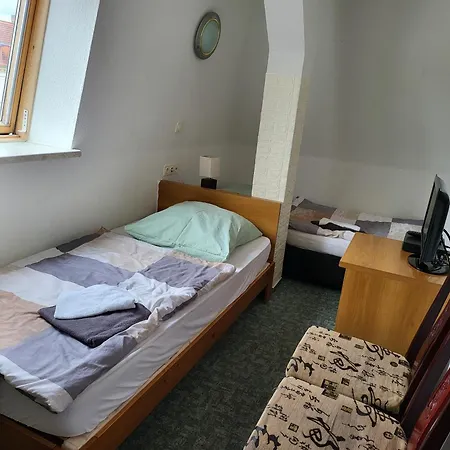 Handwerkerzimmer Markt Neustrelitz